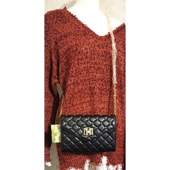 NWT - Badgley Mishka Quilted Crossbody with Gold Studs - Picture 1 of 11